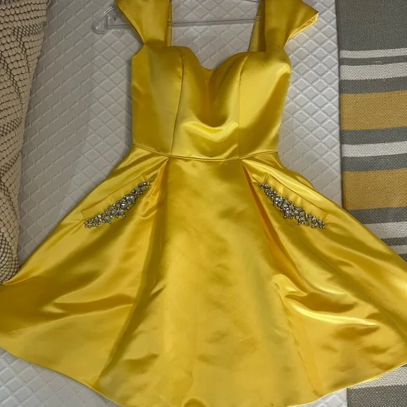 Sherri Hill | Dresses | Sherri Hill Homecoming Dress | Poshmark